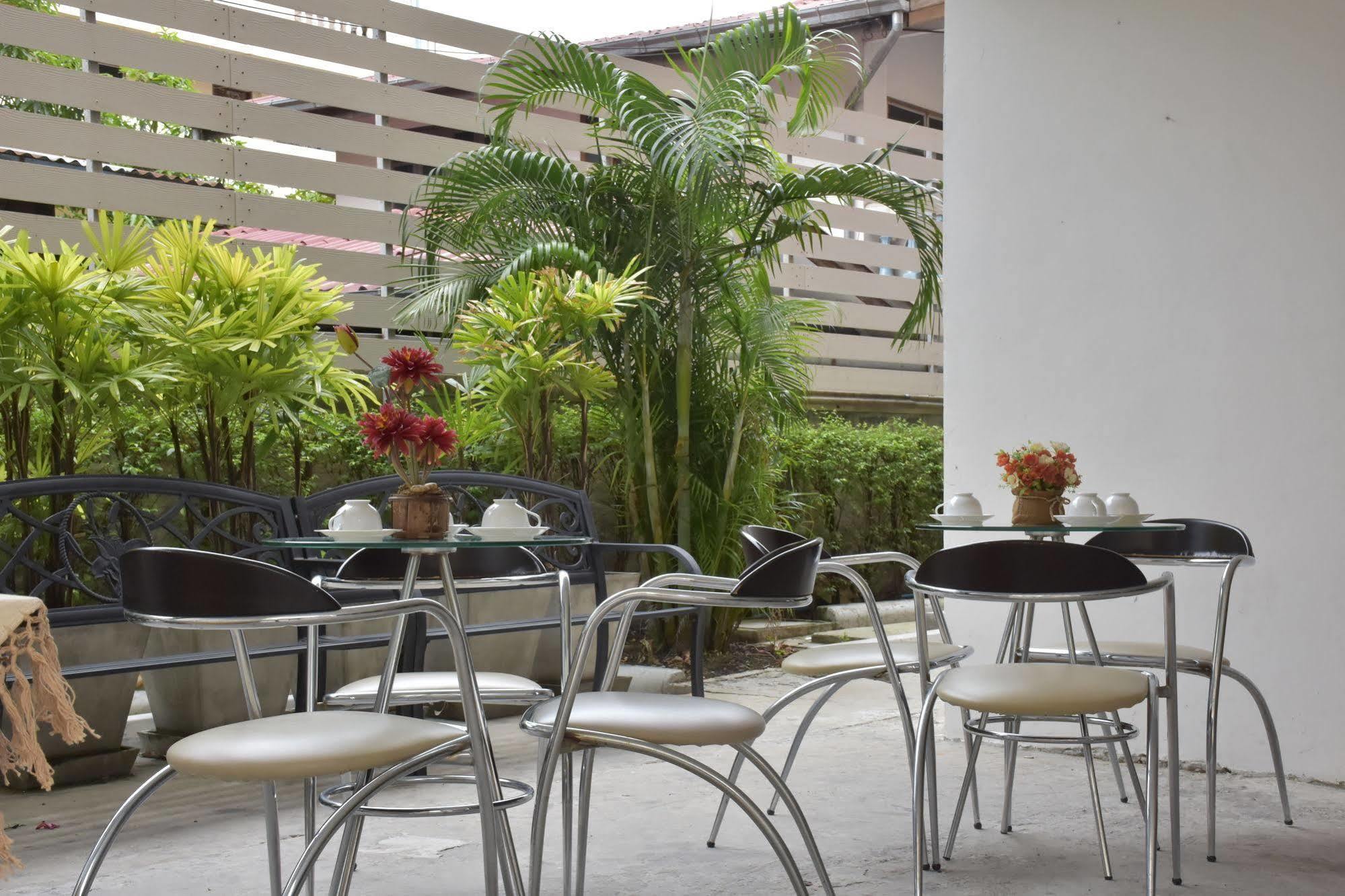 Nrv Place Apart Hotel Bangkok Eksteriør billede